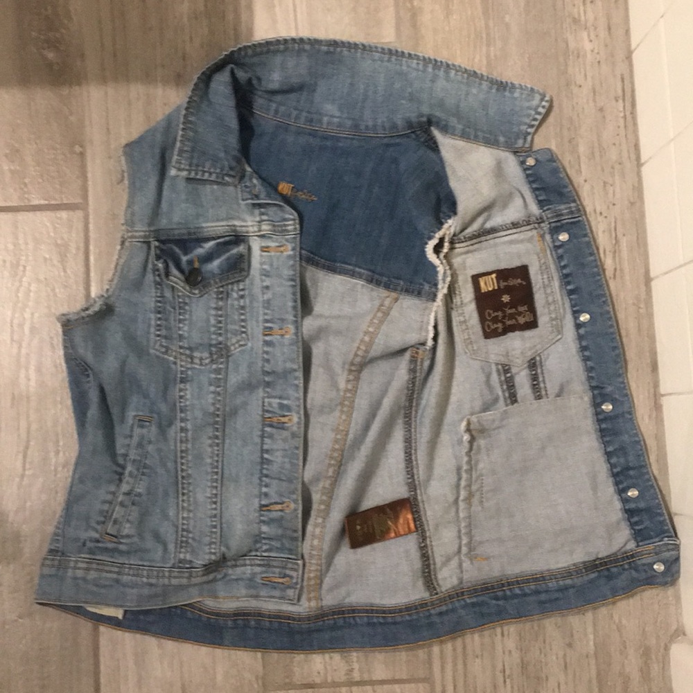 Jean Jacket - Picture 2 of 3